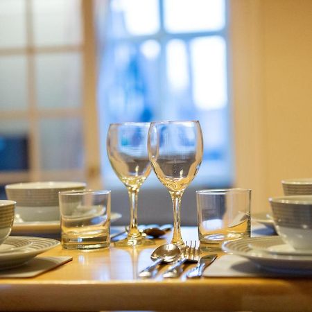 Kings Apartment 切斯特 外观 照片