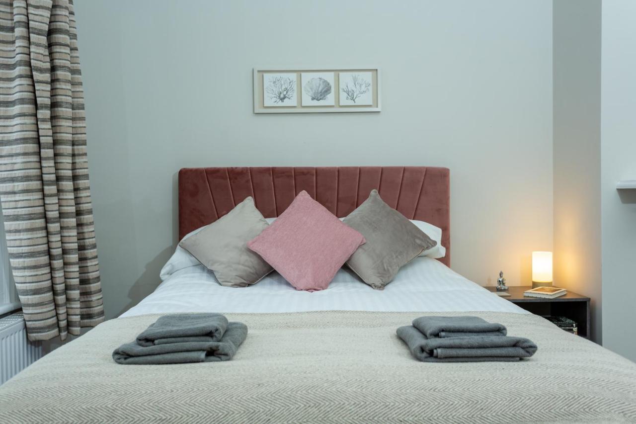 Kings Apartment 切斯特 外观 照片